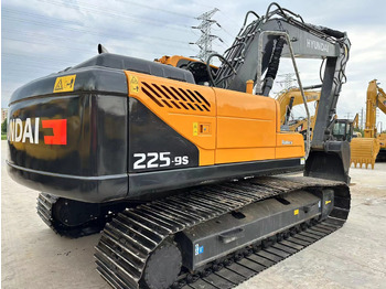 Crawler excavator HYUNDAI