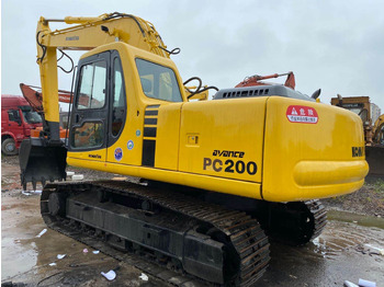 Crawler excavator KOMATSU PC200-6