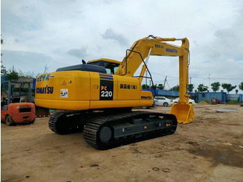 Crawler excavator KOMATSU PC220-7: picture 3