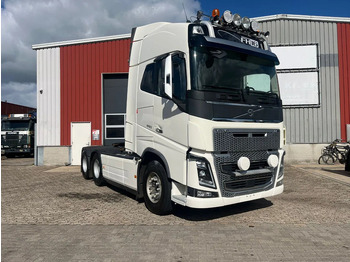 Tractor unit VOLVO FH16 650