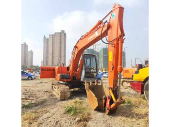 Crawler excavator HITACHI EX120-5: picture 5