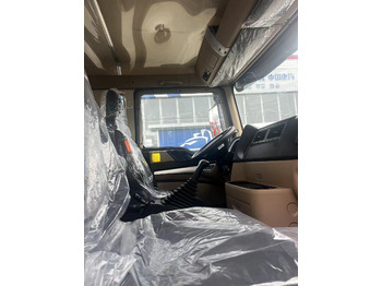 Concrete mixer truck HOWO TX350 Cement Mixer Truck: picture 4