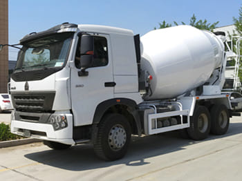 Concrete mixer truck SINOTRUK