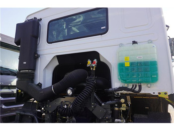 New Tractor unit SINOTRUK Howo 430 Truck Head for Sale In Zambia: picture 4 New Tractor unit SINOTRUK Howo 430 Truck Head for Sale In Zambia: picture 4