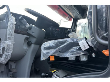 New Tractor unit SINOTRUK Howo Truck Price - 400hp 10 Wheeler for Sale In Cameroon: picture 3 New Tractor unit SINOTRUK Howo Truck Price - 400hp 10 Wheeler for Sale In Cameroon: picture 3