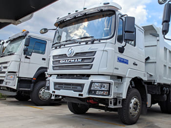 Leasing of SHACMAN Shacman Tractor Truck for Sale in Malawi SHACMAN Shacman Tractor Truck for Sale in Malawi: picture 4 Leasing of SHACMAN Shacman Tractor Truck for Sale in Malawi SHACMAN Shacman Tractor Truck for Sale in Malawi: picture 4