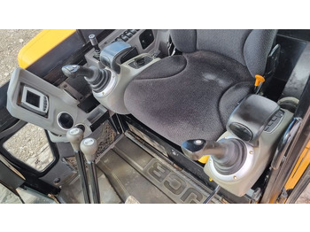 Mini excavator JCB JCB 65R-1: picture 5