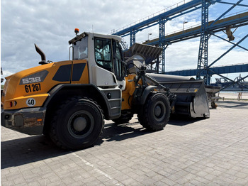 Wheel loader LIEBHERR L538: picture 3