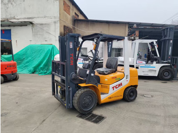Diesel forklift TCM