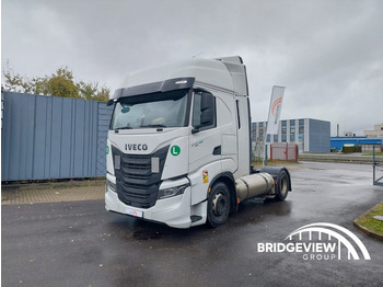Tractor unit IVECO S-WAY