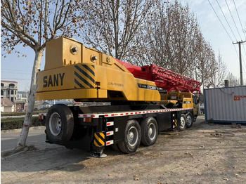 Mobile crane SANY