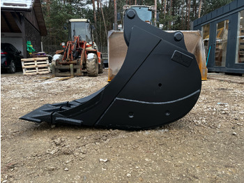 Excavator bucket