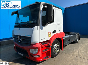Tractor unit MERCEDES-BENZ Actros 1843