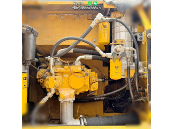 Crawler excavator CATERPILLAR 320D2: picture 5 Crawler excavator CATERPILLAR 320D2: picture 5