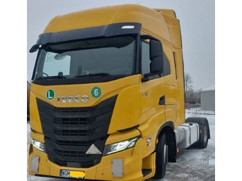 Tractor unit IVECO S-WAY