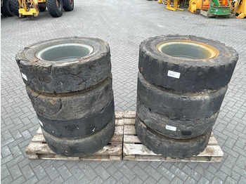 Wheels and tires LIEBHERR