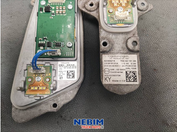 Spare parts for Truck Volvo Volvo - 82358216 - Module koplamp rechts: picture 2
