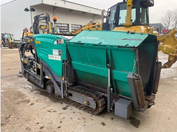 Asphalt paver VÖGELE