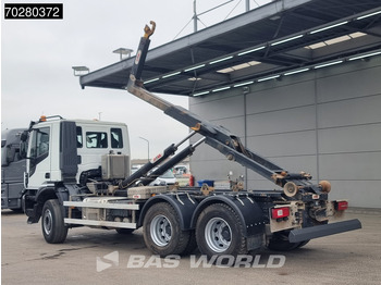 Hook lift truck Iveco X-Way 460 6X4 20 Tons HYVA Hook Navi Euro 6: picture 2