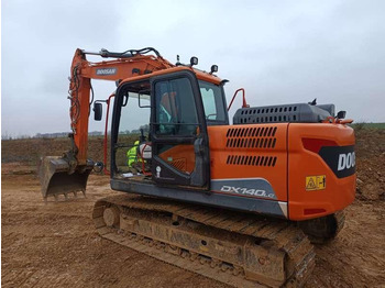Crawler excavator Doosan DX140LC-5: picture 4