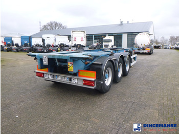Container transporter/ Swap body truck Fruehauf 3-axle container chassis 20, 30 ft: picture 4