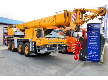 Crane truck