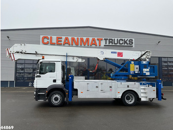 Crane truck MAN TGM 15.290 Klaas 35 meter Dachdecker Kran: picture 5
