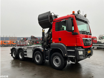 Hook lift truck, Crane truck MAN TGS 35.400 8x4 Euro 6 HMF 16 Tonmeter Z-kraan: picture 3
