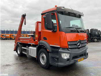 Skip loader truck Mercedes-Benz Antos 2024 Euro 6 Hyvalift 14 Ton portaalarmsysteem: picture 2