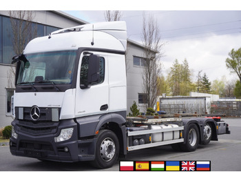Container transporter/ Swap body truck MERCEDES-BENZ Actros 2545