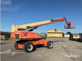 Telescopic boom JLG