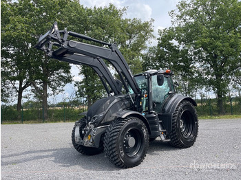 Farm tractor VALTRA T234