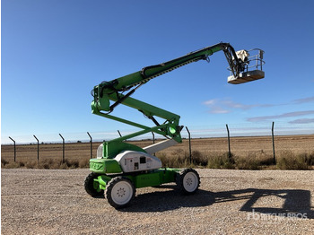 Articulated boom NIFTYLIFT