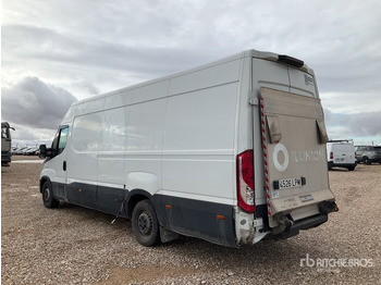 Panel van IVECO Daily 35s18