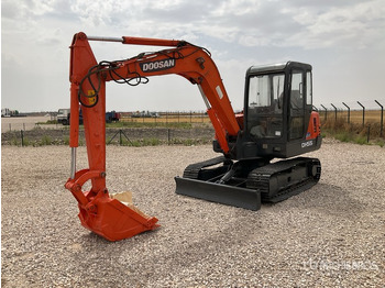 Mini excavator Doosan DH55-V Mini Excavator:  &lt;6.6t: picture 3