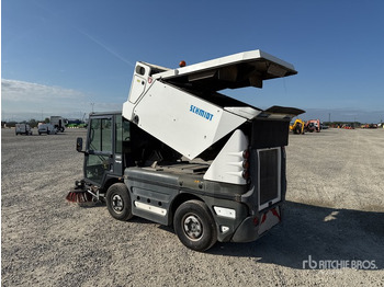 Road sweeper 2006 Schmidt Compact 200 Autocarro spazzatrice: picture 3