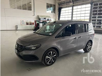 Car MERCEDES-BENZ