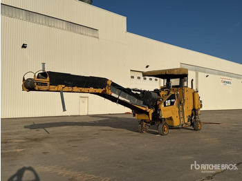 Cold planer CATERPILLAR