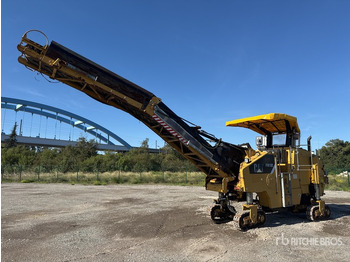 Cold planer 2010 Cat PM102 Autograde/Appareil de reprise: picture 2