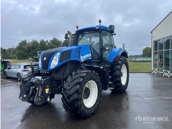 Farm tractor NEW HOLLAND T8