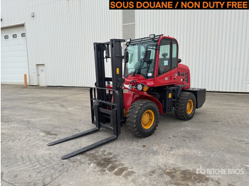Rough terrain forklift