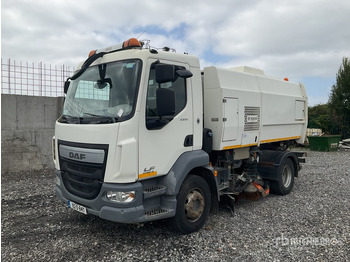 Road sweeper SCARAB