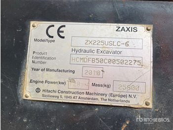 Crawler excavator HITACHI ZX225USLC-6