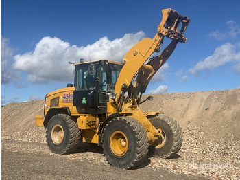 Wheel loader CATERPILLAR 926M