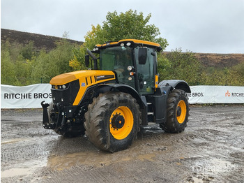 Farm tractor JCB Fastrac 4220