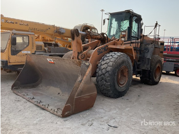 Wheel loader CASE