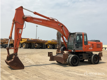 Wheel excavator 2005 Hitachi ZX210W: picture 2