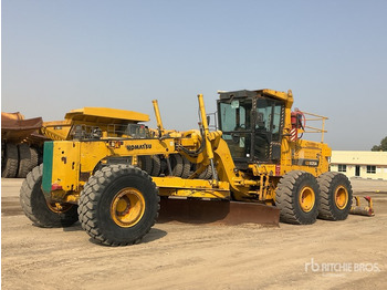 Grader 2011 Komatsu GD825A-2: picture 2