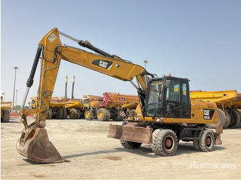Wheel excavator CATERPILLAR M318D