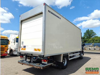 Leasing of Scania P94D-260 4x2 Dagcab Euro2 - Handgeschakeld - Koel-Vriesbak 7.5m - Carrier Genesis R90 - Vangmuil Scania P94D-260 4x2 Dagcab Euro2 - Handgeschakeld - Koel-Vriesbak 7.5m - Carrier Genesis R90 - Vangmuil: picture 4